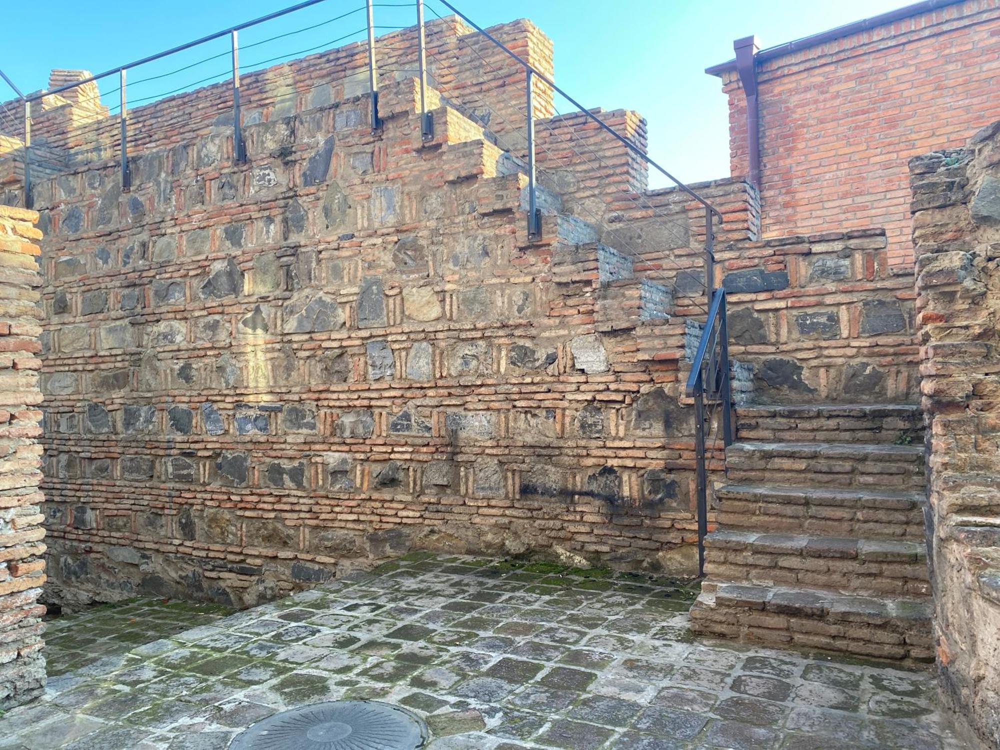 Boutique Hotel Tbili Metekhi Tbilisi Exterior foto